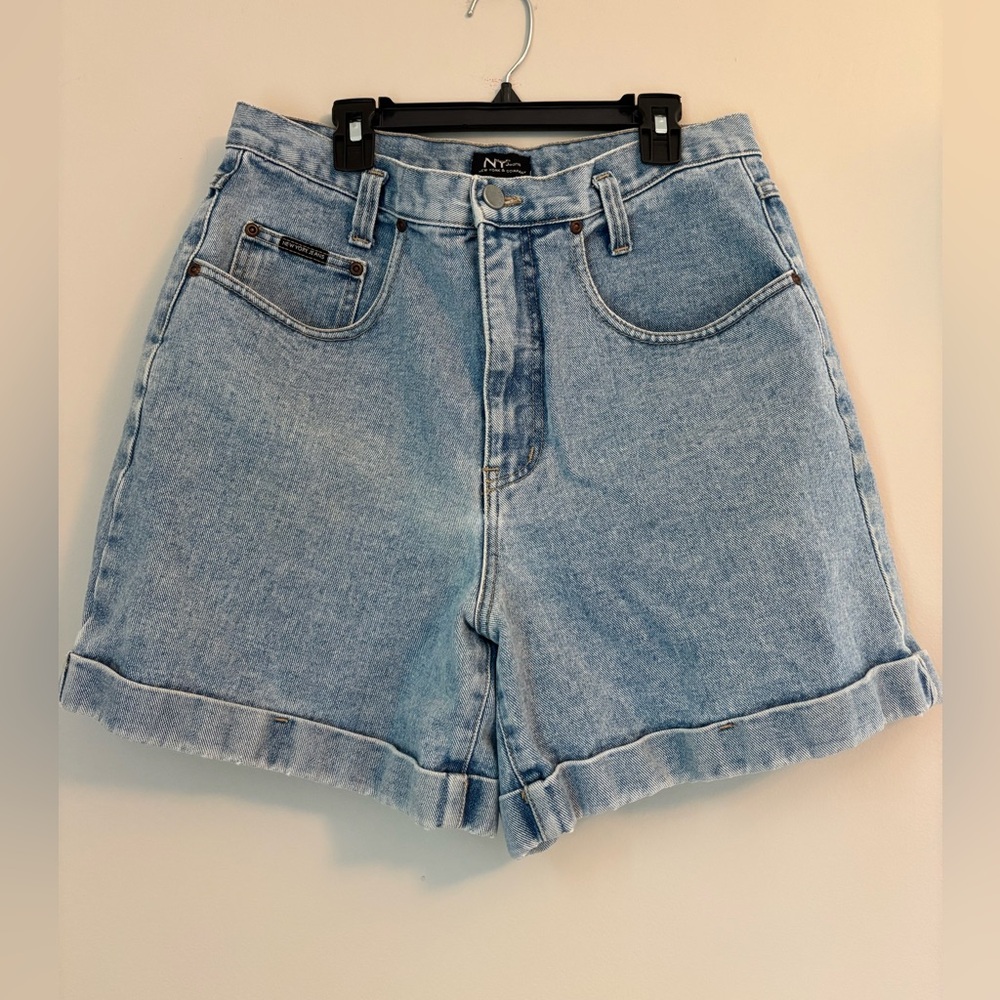 New York & Company, High Rise, Jean Short, 6P, Light Denim Wash, 90s Fit & Flare